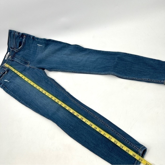 GRLFRND Woman's Medium Wash Distressed Kendal High-Rise Jeans Size 29 - Picture 12 of 13